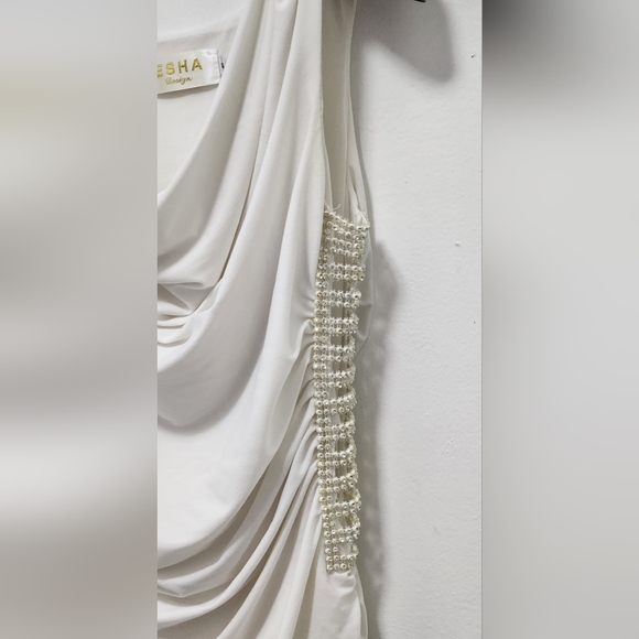 3/$25 Esha Designer Semi formal sleeveless dress White S size. - Picture 4 of 9